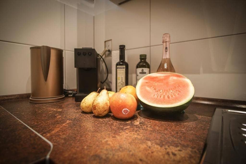 Ferienwohnung Charlotte Nordstadtperle ฟรีดริชส์ฮาเฟน ภายนอก รูปภาพ